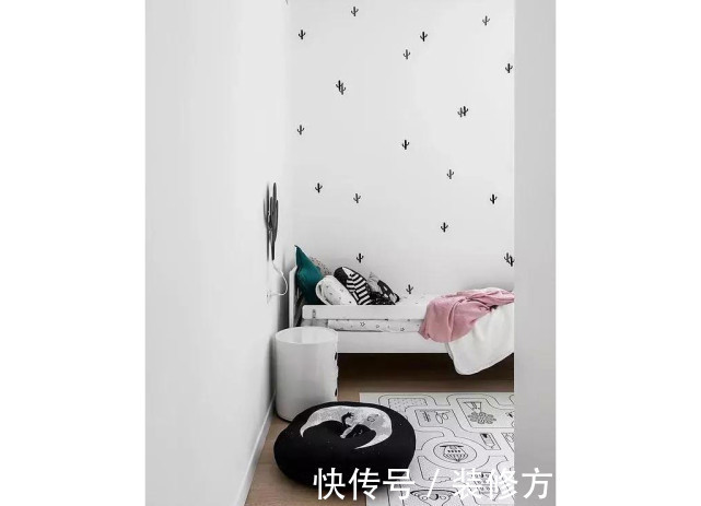 软装|85㎡极简风三居室,软装的小物品是这个极简一大特色