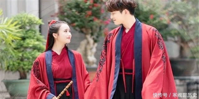 中秋|纳兰词:辛苦最怜天上月,是哪一年的中秋?