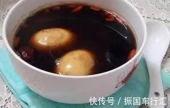 红糖鸡蛋|每天一碗红糖鸡蛋水的女人,和从不喝的女人相比较,有何不同?