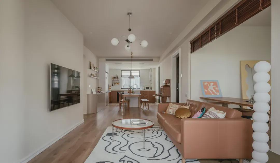 客厅|家里收纳位置少,建议墙体做错位处理,完工后既实用又显气质