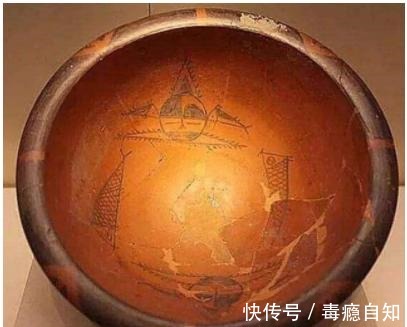 鱼纹$半坡文化彩陶,纹饰记录了半坡人的生活!