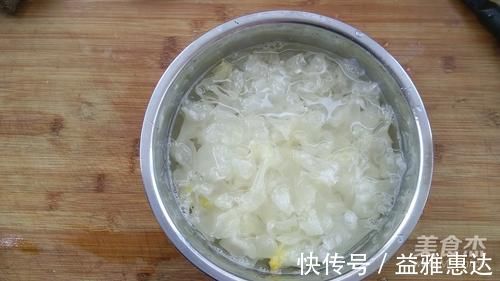 银耳|难入睡,隔天就吃1次这菜,养心安神,夜里无梦睡到天明