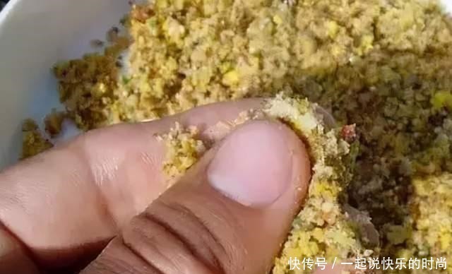 十三香做配料开饵,野钓鲫鲤草,诱鱼效果,谁用谁知道