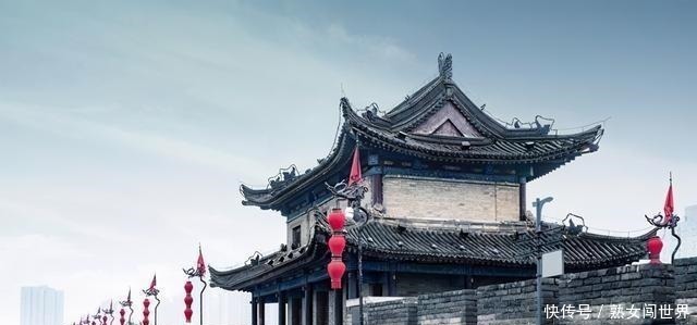 家里人|一事无成,家里人懒得讲道理,回到家乡后,就跪下拜拜