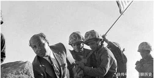 外国|震惊世界的3次插国旗照片:中国最悲壮,外国最搞笑,苏联最霸气