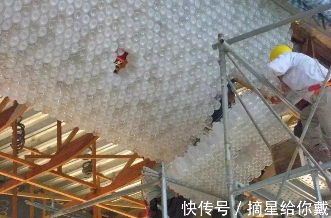 剩菜做旗袍、塑料瓶造大楼,这些年轻人正在用垃圾拯救世界!