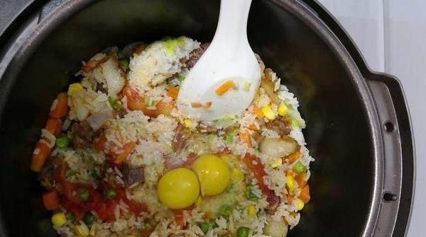 做饭|学做菜懒得做饭一款懒人网红焖饭送给你，好吃到爆哦！