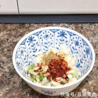 解馋|#助力高考营养餐#无敌开胃解馋酸辣爽口——凉拌青瓜