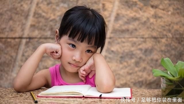 做事|孩子写作业不积极,做事又拖拉,找准方法是改变孩子的第一步