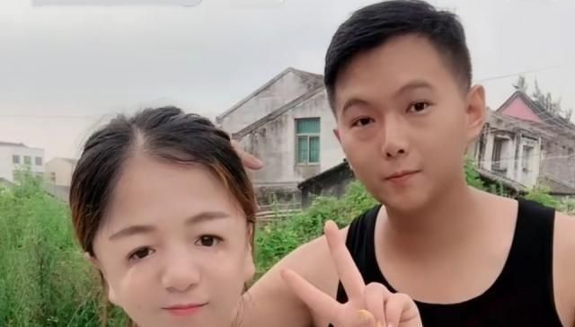 旁观者|“鸟脸”妈妈不顾劝阻,坚持生二胎,孩子出生后,宝妈后悔不已