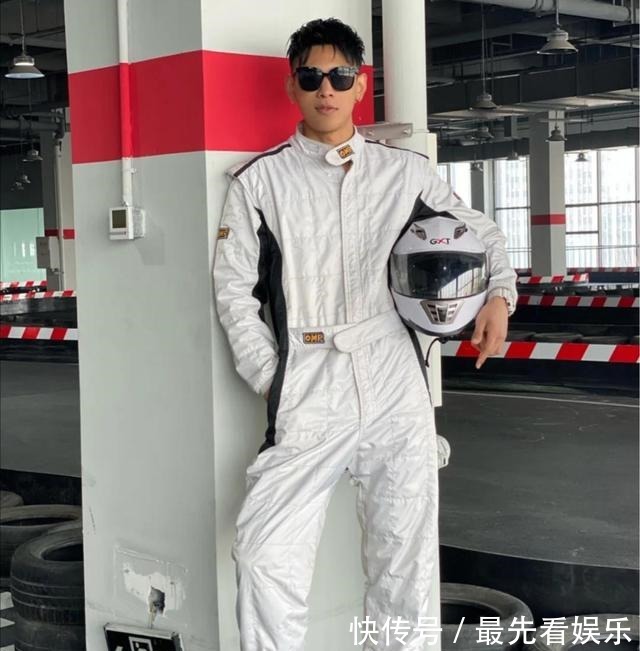 大男孩 气质满满、英俊潇洒的机车男孩，个性帅气连体机车服尽显狂野魅力！