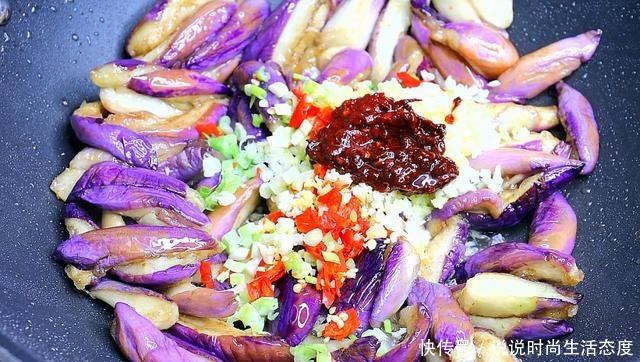特色|红烧茄子怎么做不吸油告诉你特色做法,鲜香味美,比吃肉还过瘾