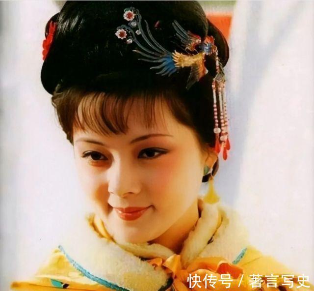 元春|红楼梦里，贾宝玉为何宁愿当和尚也不愿意跟薛宝钗过日子？