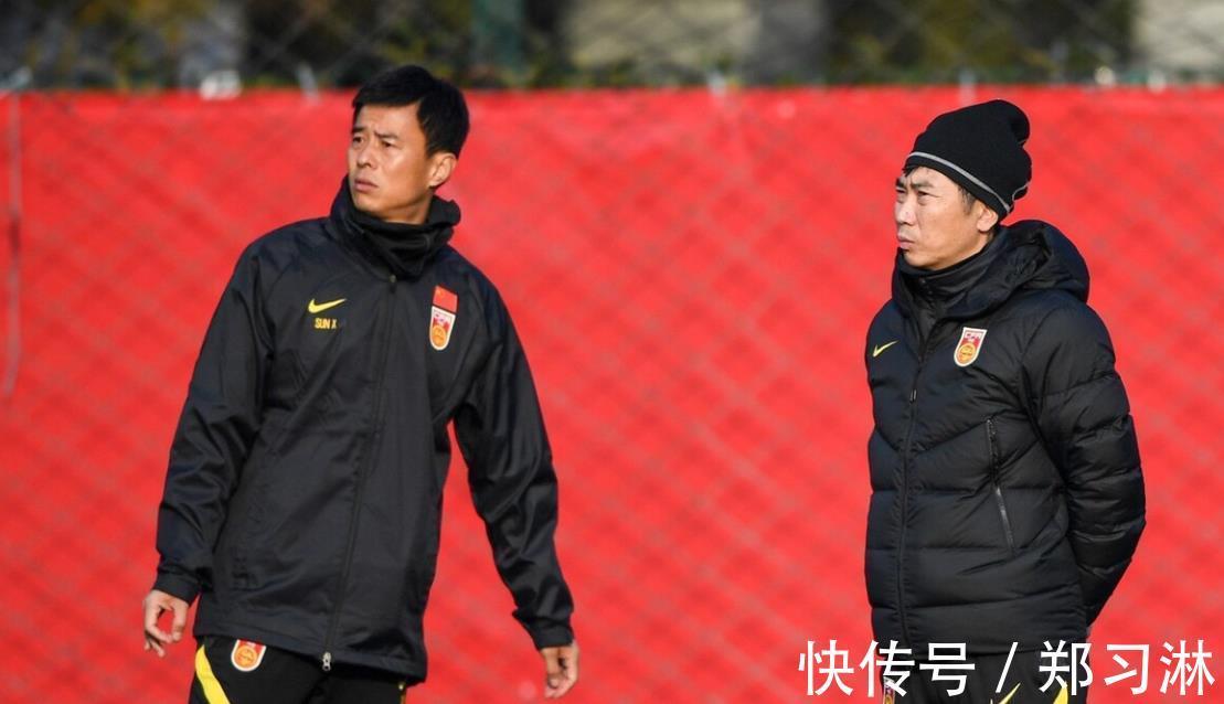 中国足球|国足集训名单释放3大信号,武磊问题成谜,豪华教练团缩减