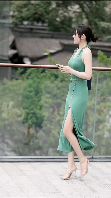 蓮步&七絕·急趨蓮步楚腰柔