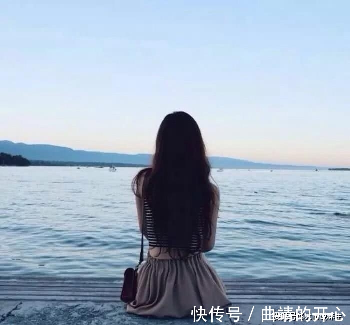 |幽默笑话：偷偷用外婆的手机给老妈发信息：闺女，妈想吃榴莲了