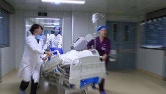 亚麻酸|42岁男子吃1年他汀，突发心梗离世，医生：药怎么能这样吃，无知