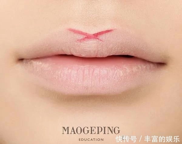 精致|复古红唇妆这样画,精致迷人超显气场