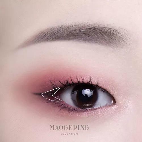 单眼皮眼妆不好画？跟着学起来，美到飞起！