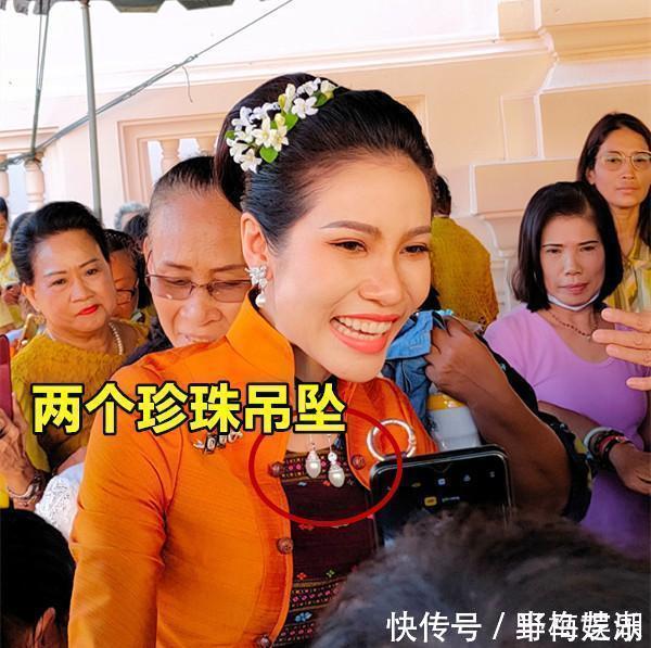 首饰|诗妮娜太好面子了！没有奢华项链不服输，自己用珍珠DTY也耀眼