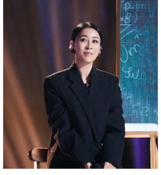 那英|那英：6届导师感触深，《中国好声音》10年之际亲自撰写评论文章