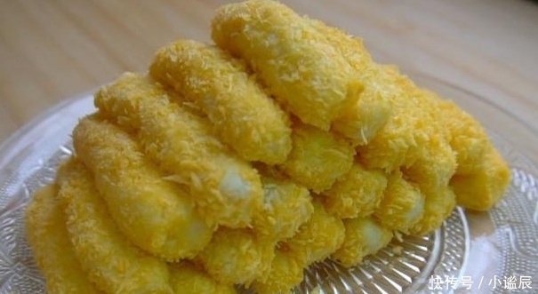 我家土豆从来不炒着吃,简单一做变成小零食,香甜酥脆,全家爱吃