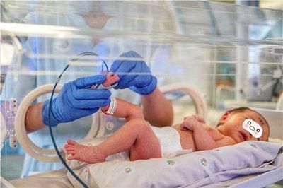 孕产妇|住院生娃时,不同产妇会戴上不同颜色的手环,准爸妈要心中有数