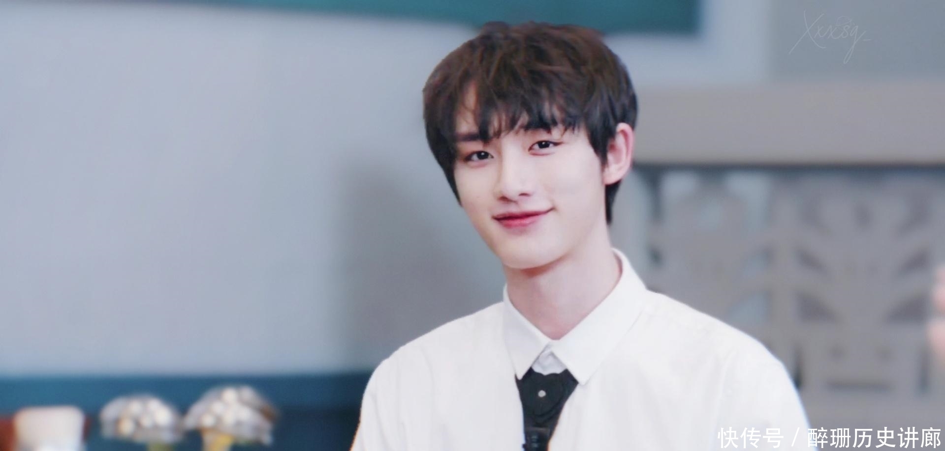 丁程鑫加入快本,直播现场拜何炅为师,还遇见了意料之外的人