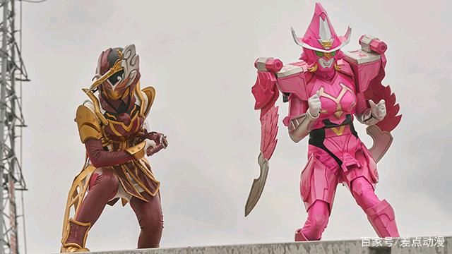 女战士|假面骑士圣刃:天灾感人收花，下集要等很久了