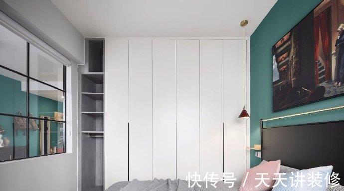 小户型|50平米小户型，既有两居室，还宽敞舒适不拥挤，背景墙颜色超漂亮