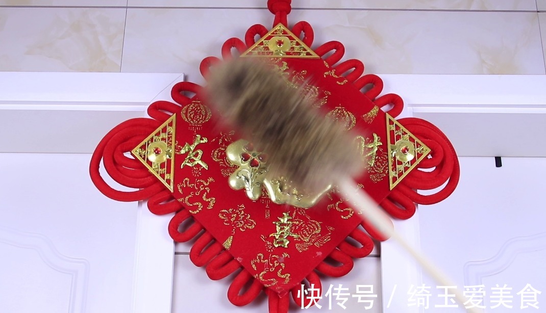 你家有旧棉服毛领吗?这用途太棒了,不用裁剪,家家户户都能用到