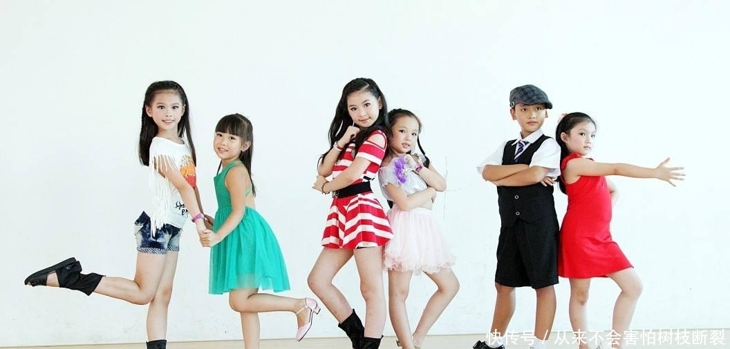 园长|4岁宝宝报了5个兴趣班,妈妈们说太多,园长说不够