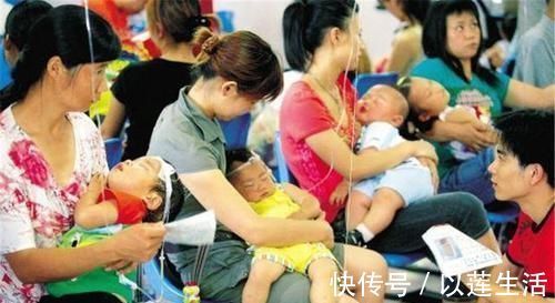 医院|“艰辛宝妈”带娃医院排队火了,成年人的世界不会有容易二字