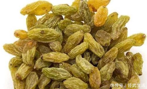 补气养血|葡萄干有4大功效,难怪有人当零食吃,还有人拿来泡水喝