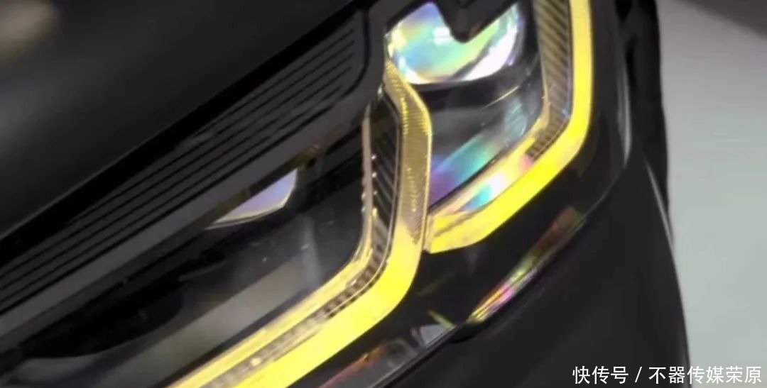 真正的西装暴徒即将上山,最新宝马M5 CS