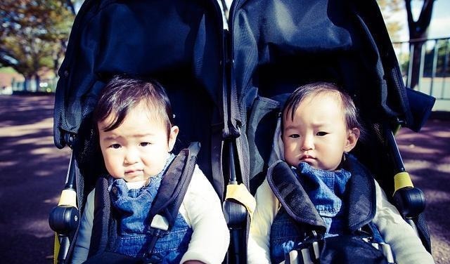 精子|俩姐妹同时生娃,宝宝却出奇的像,亲子鉴定后俩人从此“绝交”