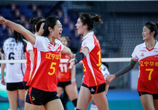 孙小轩|辽宁女排虽败犹荣,段放发挥不比李盈莹差,胡铭媛6扣5中3拦