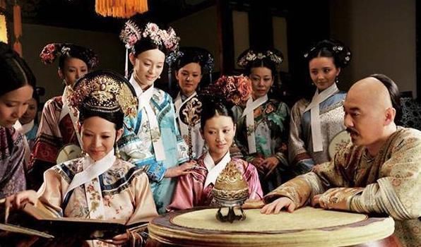 潘嫔&史学家:她才是中国第一位女皇帝,一直女扮男装,把臣民都欺骗了