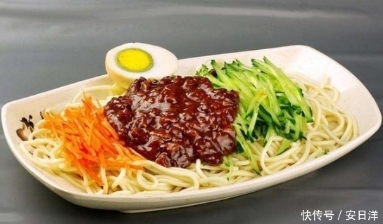 做炸酱面,不能直接炒酱,大厨手把手教你做,味道正宗,香气扑鼻