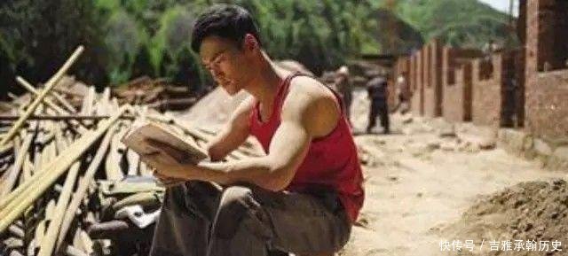 平凡的世界田晓霞死后,孙少平选择了什么,让读者如此不满意