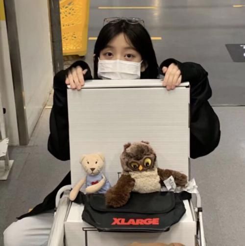 些女|经常对嘴唇做这3种举动的女生,分分钟逆袭“樱桃唇”,不妨自测