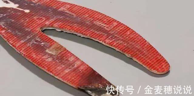 aj16 它可能是AJ正代里,最有「个性」的球鞋!