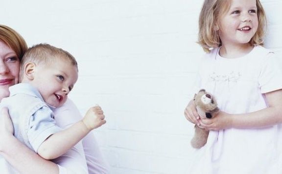 区别|头胎是女儿和头胎是儿子有什么区别?听听90后宝妈怎么说