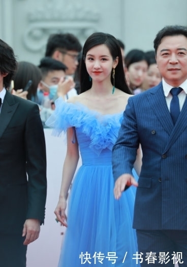 打扮|文荣奖比美:景甜造型翻车显老态,赵露思打扮奇特,陈都灵艳压