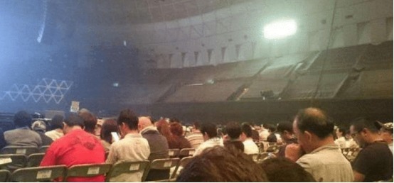 那英|被誉为史上最惨的个人演唱会,八万人会场却只去了20人,简直血亏!