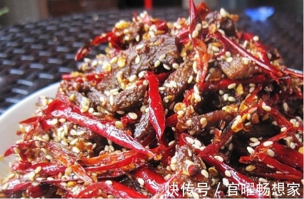 皮蛋|美食推荐蘑菇炒肉、香辣牛肉丝、虾仁豆腐球、青椒皮蛋的做法