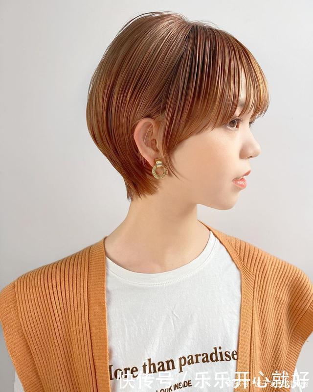 春节发型任你怎么剪，也要试试这21款，蓬松时尚很修饰头型