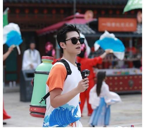 为什么那么多的明星喜欢综艺，看杨洋、邓伦玩的多嗨！