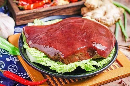 肝脏|医生建议:养肝的人,这两种蔬菜尽量少吃或不吃,你做对了吗?