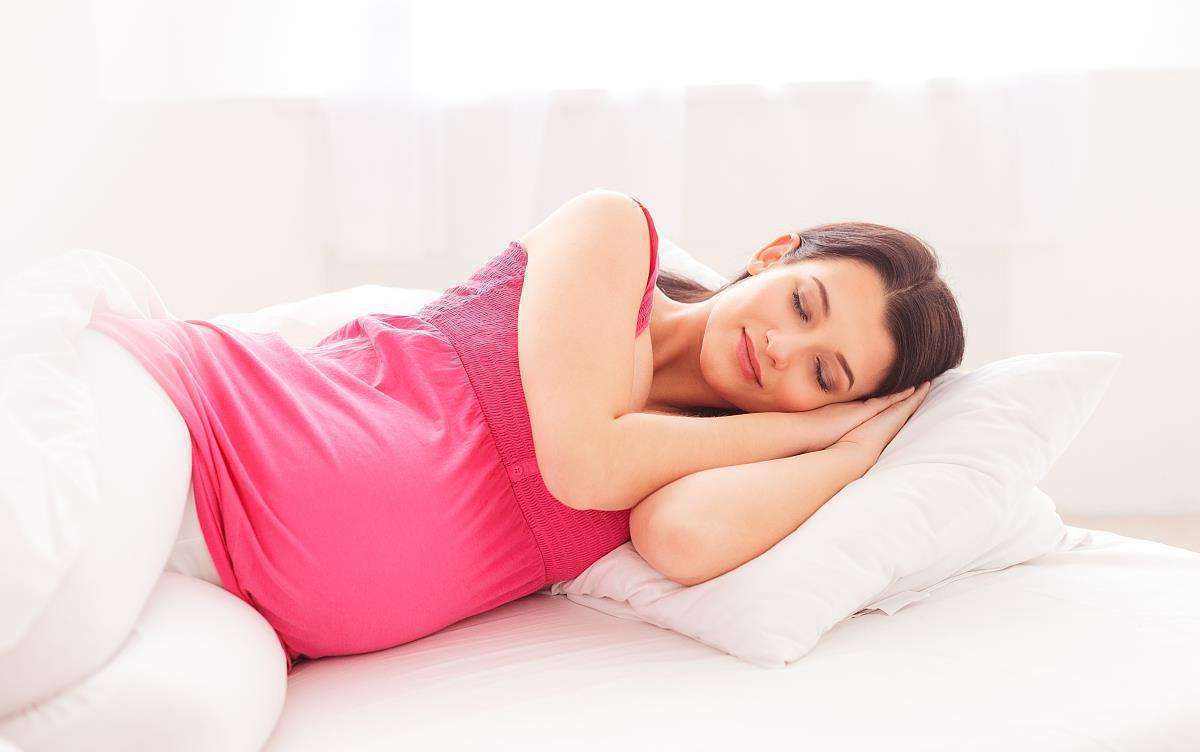 长大|“最美新生儿”来袭！看着就想抱，网友：从小就这么美长大还得了